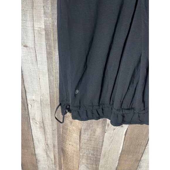 LULULEMON Black Tank with drawstring waist - Picture 4 of 6